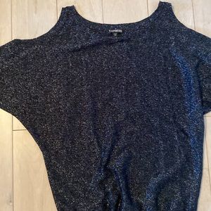 Express cold shoulder top small